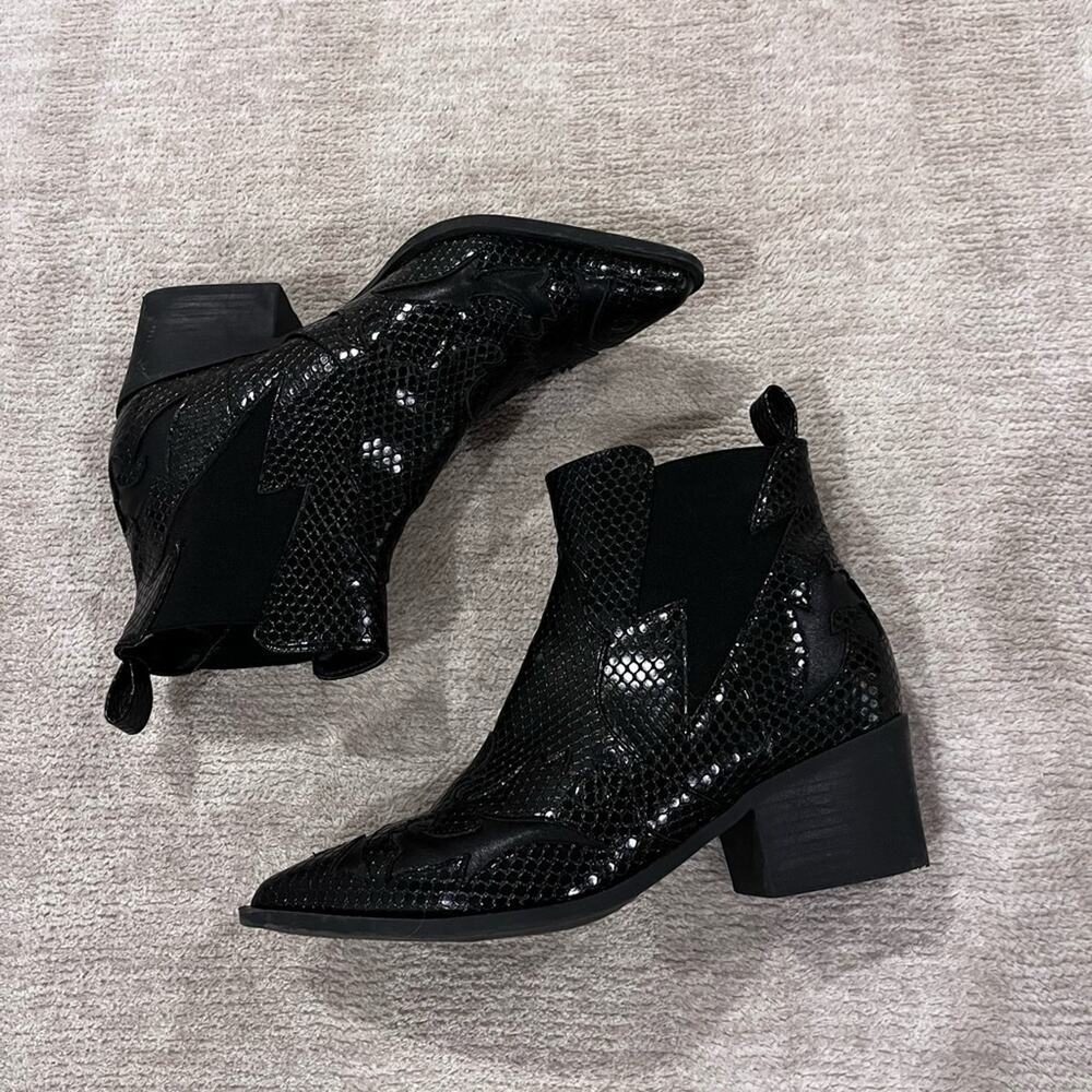 Liliana Disco Women's Black Booties Boots.